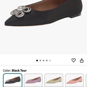 Elegant Black Flats with Pearl Accent